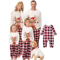 Pyjama De Noël Famille Pas Cher : Renne Avec Chapeau De Noël